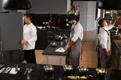 shared-kitchen-management-software:-the-smart-way-to-run-a-coworking-kitchen