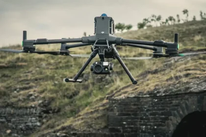 why-small-drone-crews-outperform-traditional-exploration-models-in-remote-terrain